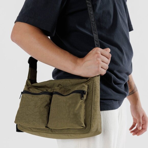 NWT Baggu Medium Cargo Crossbody - Seaweed - Picture 6 of 7